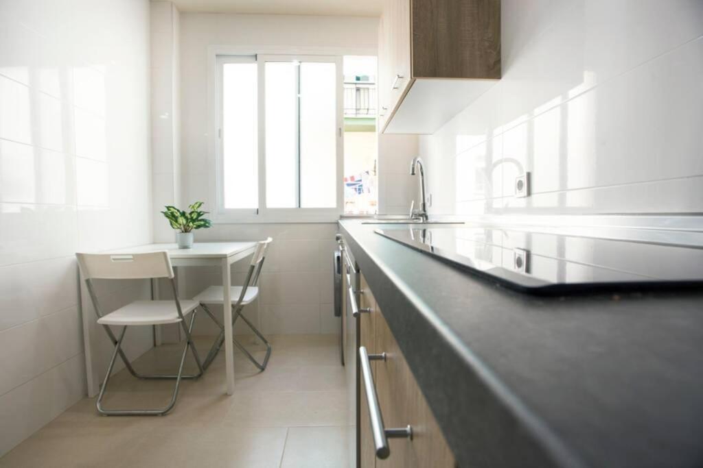 Sweet Apartment Málaga Extérieur photo