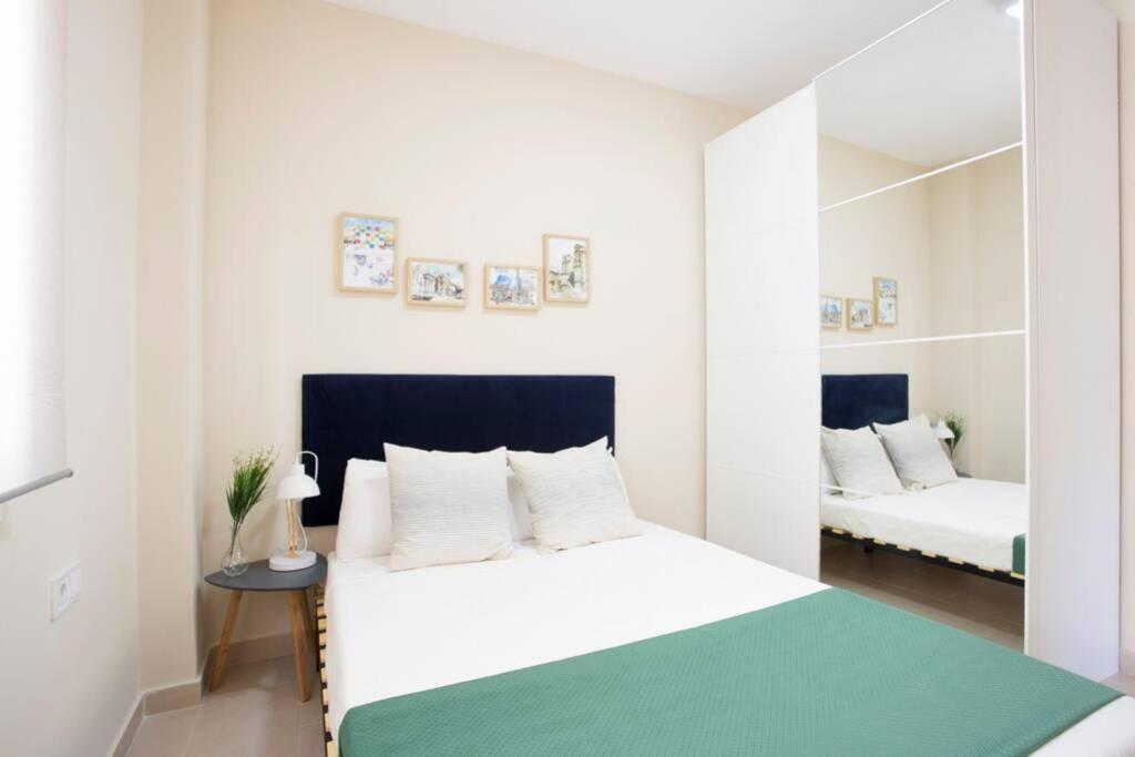 Sweet Apartment Málaga Extérieur photo